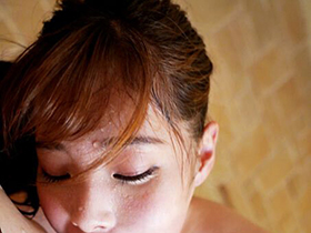 爆乳Hカップ娘 舐め好き汗だく　サンプル画像11